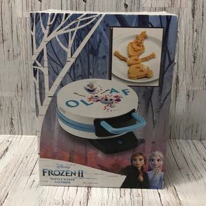 Disney Frozen Olaf Waffle Maker